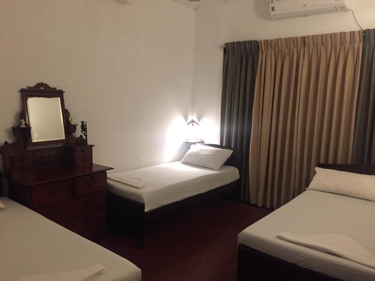 Galle Rest Home Екстериор снимка