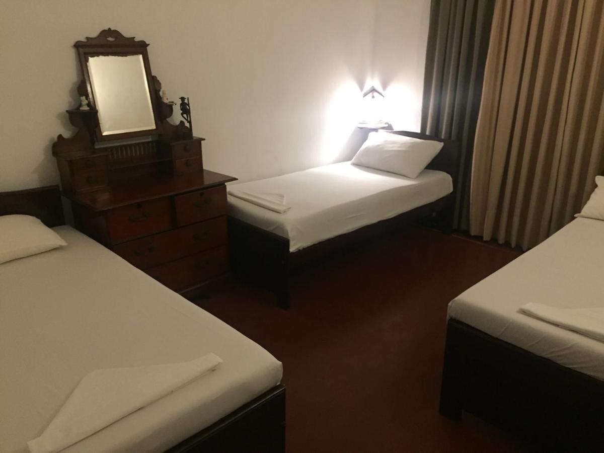 Galle Rest Home Екстериор снимка