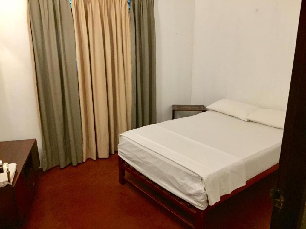 Galle Rest Home Екстериор снимка