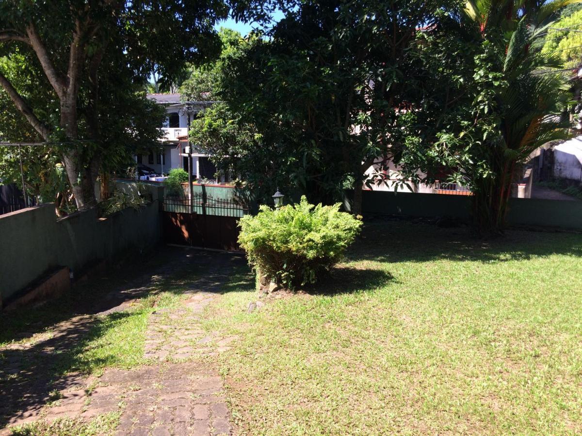 Galle Rest Home Екстериор снимка