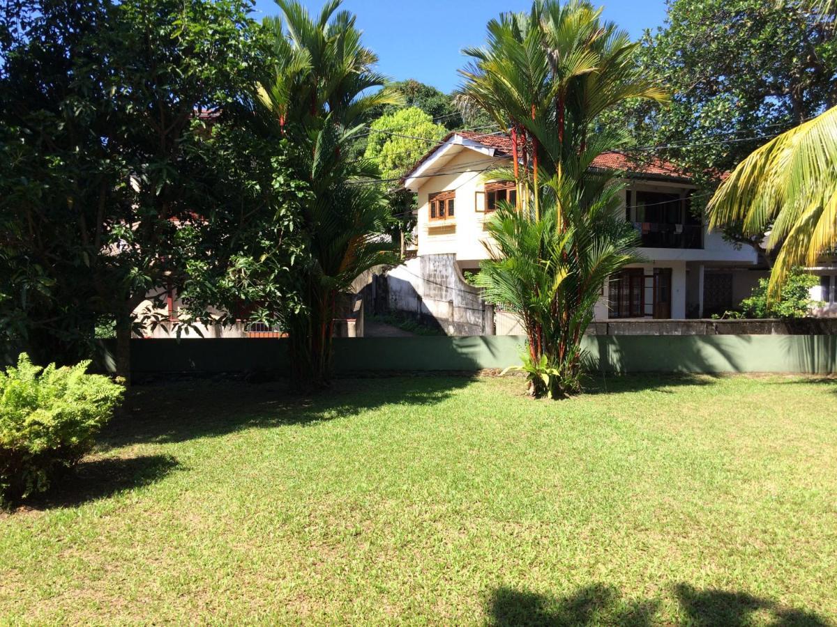 Galle Rest Home Екстериор снимка